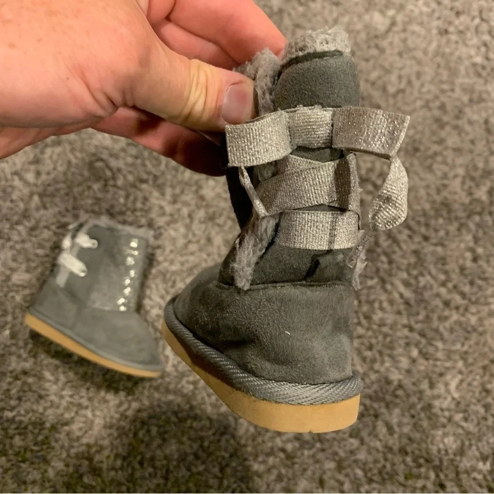 Kids Crazy 8 Boots